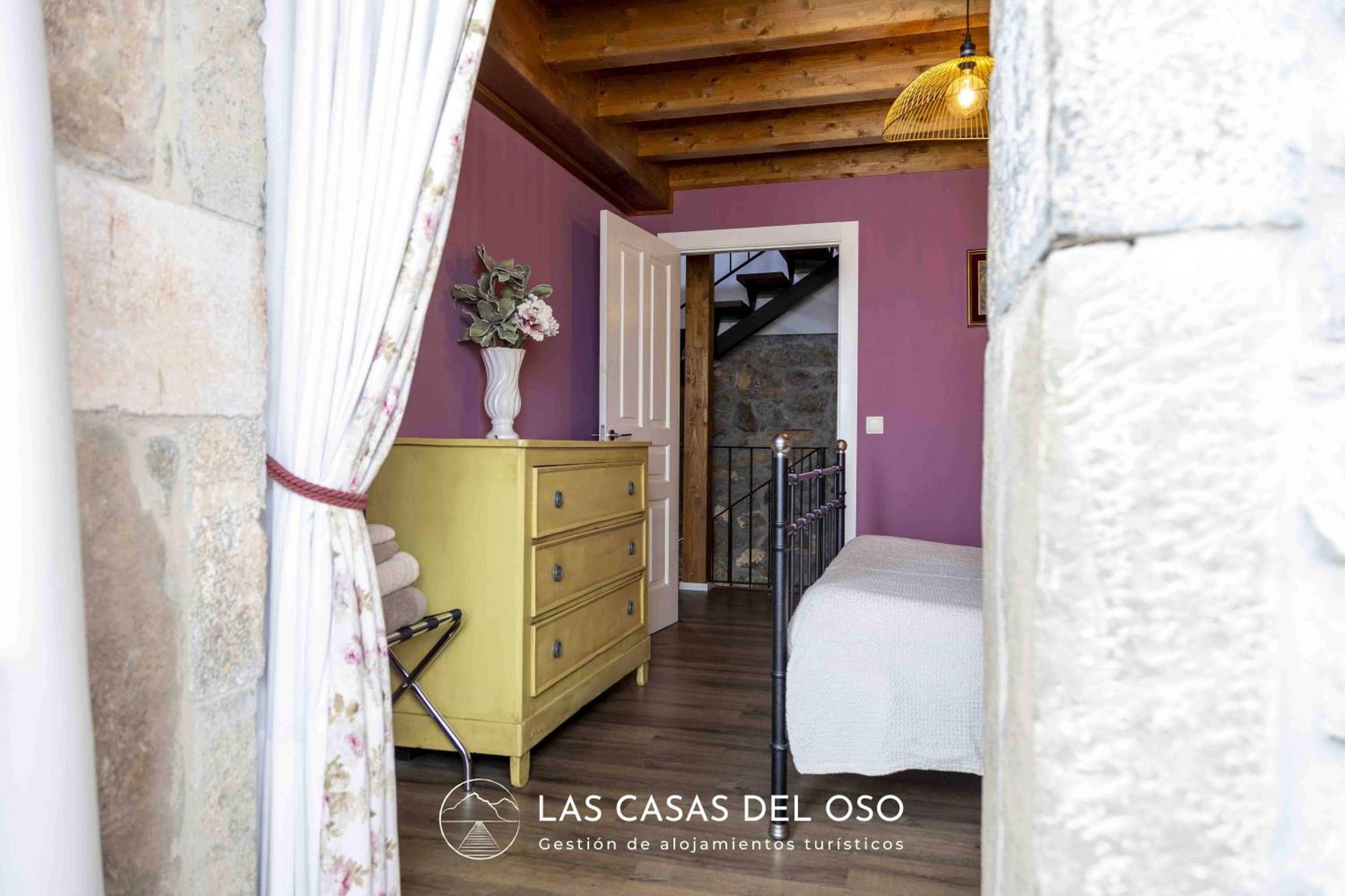 El Mirador De San Trocaya - Las Casas Del Oso Villamarcel Exterior foto